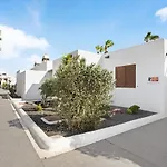 Puerto Chico R *