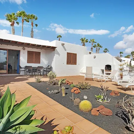 Puerto Chico R Apartman Playa Blanca