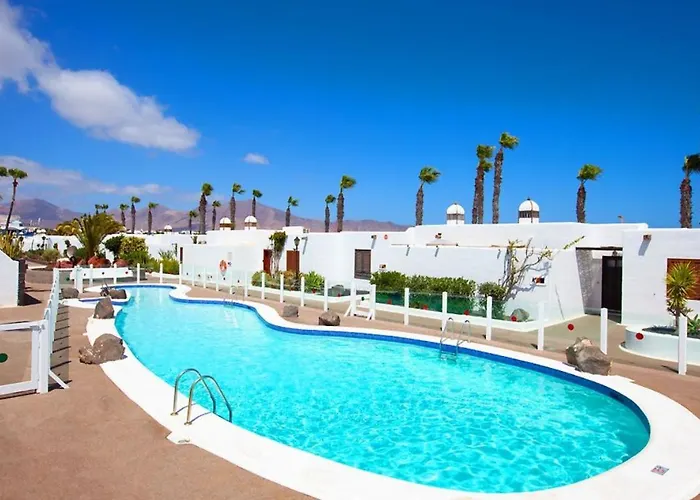 Puerto Chico R Playa Blanca